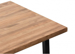 Primer plano de una mesa de Box Forniture